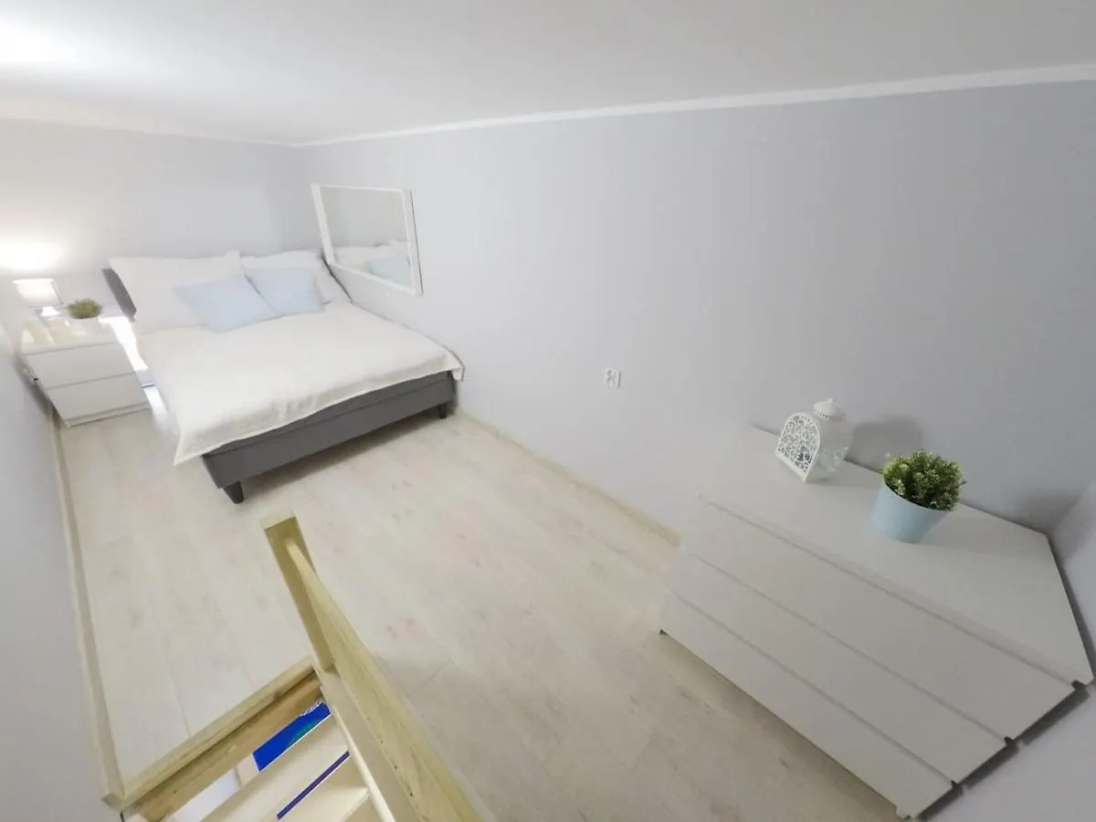 Rynek 20/21 -Cosy New Apartment On The Market Square - 4 Bedrooms - 8 People Wrocław Polska