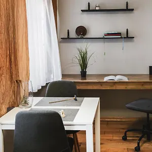 Klimatyczny Dla Dwojga W Sercu Starówki Apartament